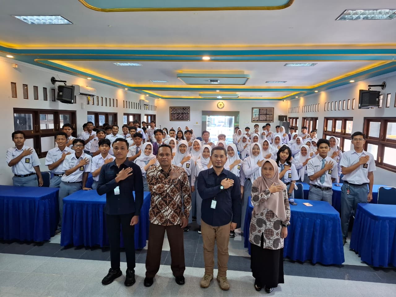 Polres Gunungkidul Lakukan Edukasi Pencegahan Penipuan dan Judi Online di SMAN 1 Wonosari